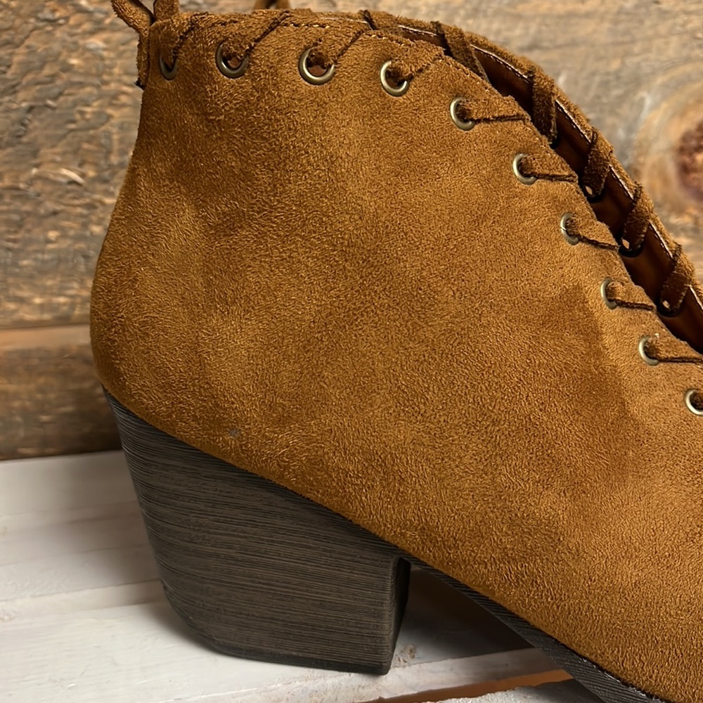 Coconuts By Matisse Alabama Women's Lace Detail Brown Boots Booties 10 - Picture 2 of 12